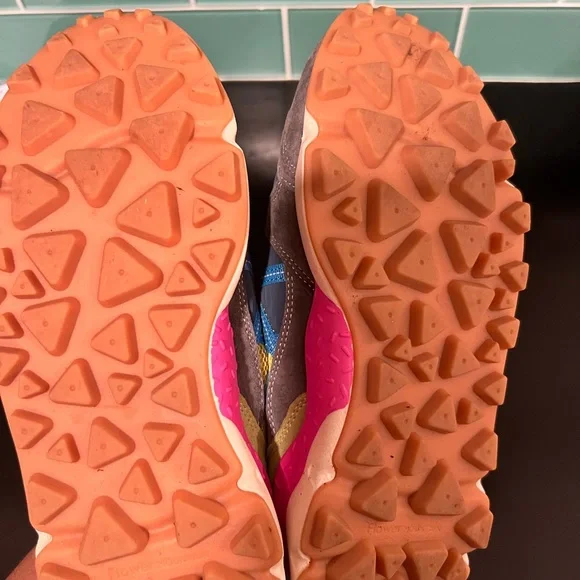 Flower Mountain Women's Sneakers with Yellow Accents - Picture 4 of 6